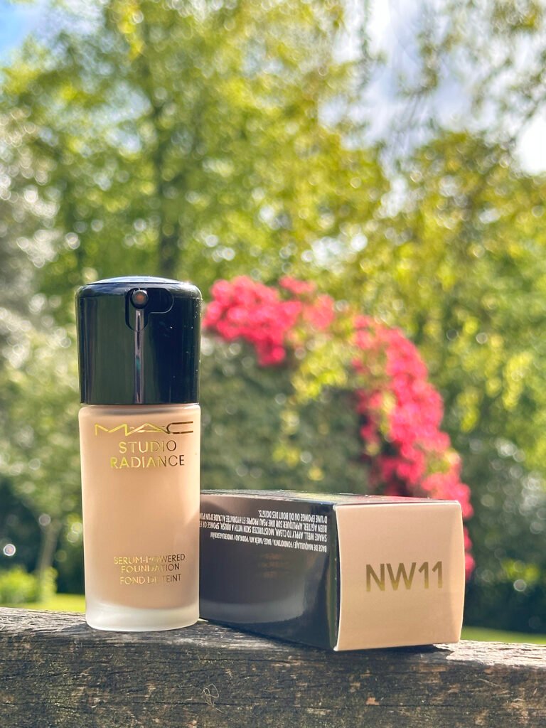 MAC studio radiance foundation in shade NW11